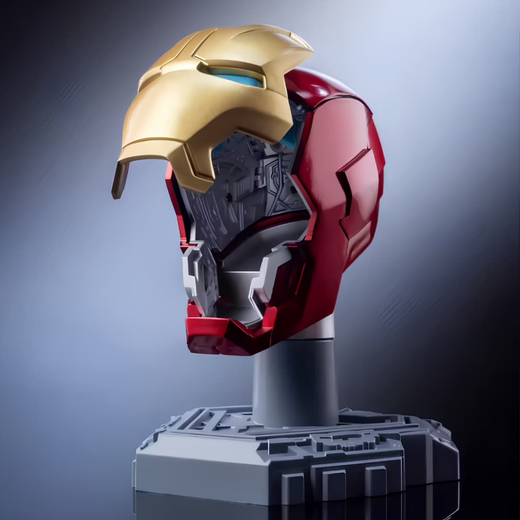 Mini Capacete Homem de Ferro 8cm com Base Morstorm Caixa Surpresa Colecionável Modelo Aleatório