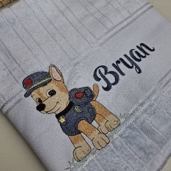 Toalha de banho bordada/ Toalha infantil/ Toalha dohler