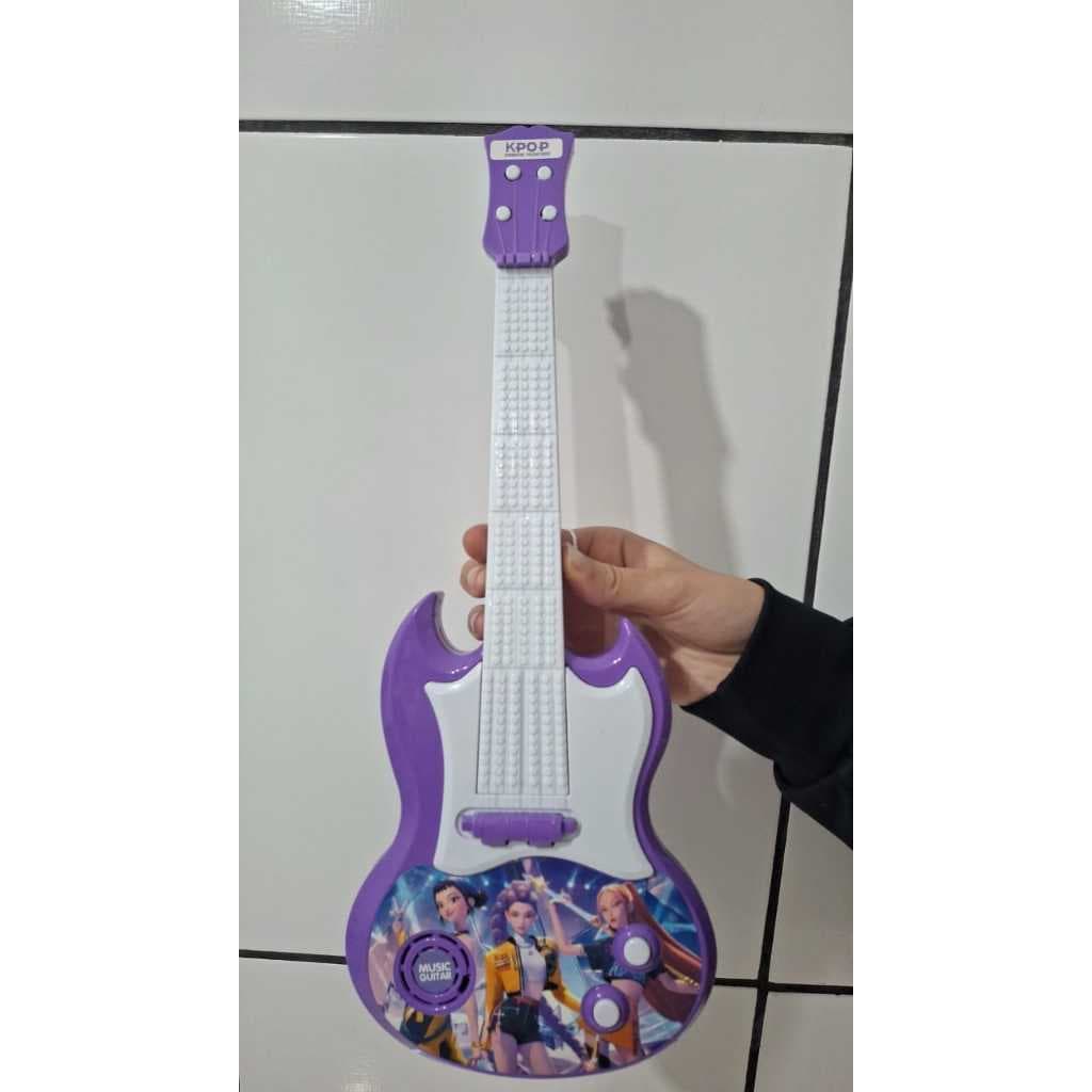 K pop  Guitarra da Rumi das Meninas kpop musical acende led brinquedo barato presente envio agora