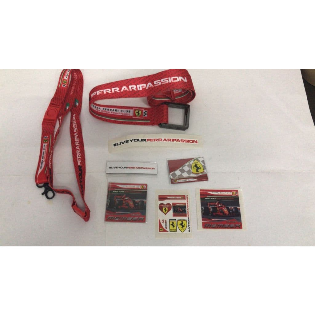 Kit Cinto + Cordão Para Crachá + Adesivos Ferrari