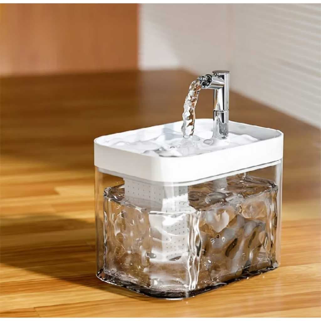 Fonte de água automática para animais de estimação.