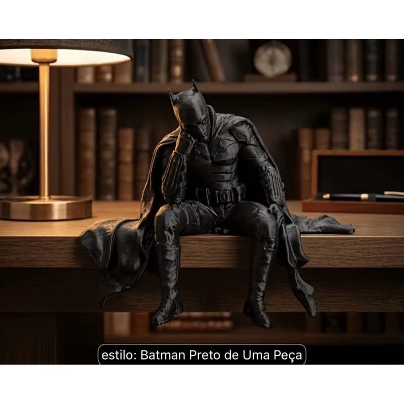 Estátua Batman Triste Sentado em Impressão 3D | Decoração Geek Premium