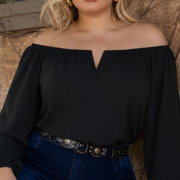 Blusa Feminina Plus Size Manga Longa Ciganinha Elegante e Estilosa Ombro a Ombro Inverno Confortável G1 e G2