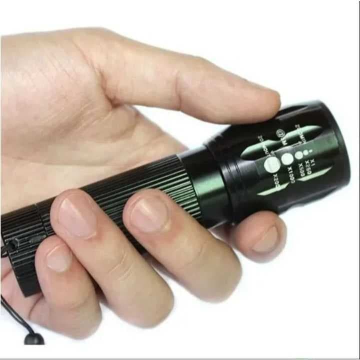 Mini Lanterna Tática com Zoom Telescópico 3 Focos Leve,Prática, Portátil