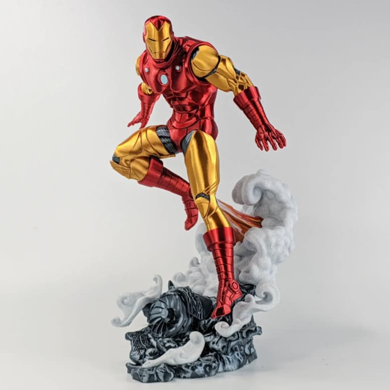 Figura de Ação Homem de Ferro - Diorama Iron Man - Versão Clássica dos Quadrinhos (1963)
