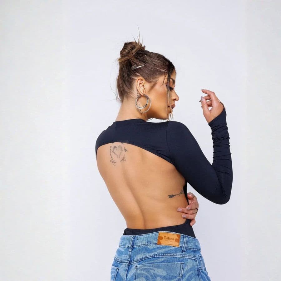 Body Feminino Manga Longa Costa Nua Recorte Dedal Poliamida Premium Moda Gringa Blogueira