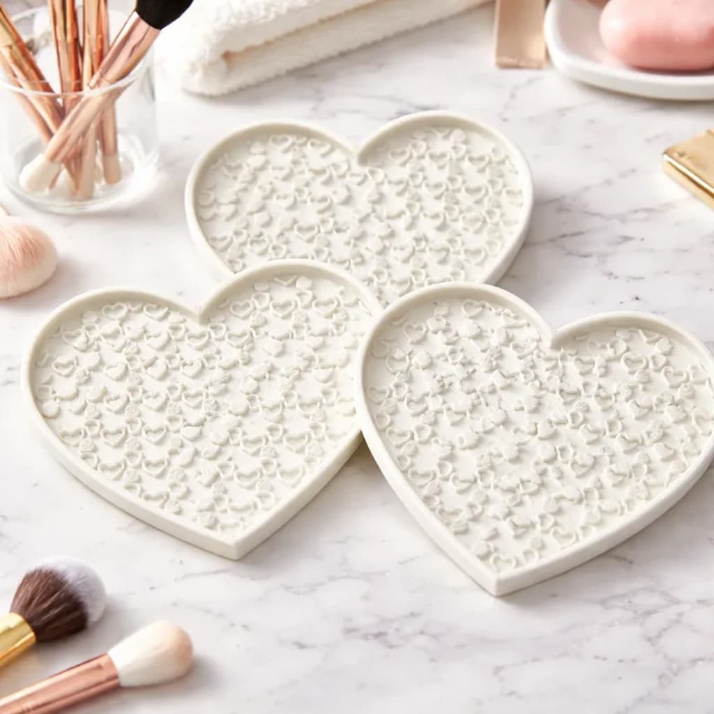 Kit Limpador de Pincel de Maquiagem Coração Escova Limpeza Pincéis Base e Sombra Blush Pó Limpa