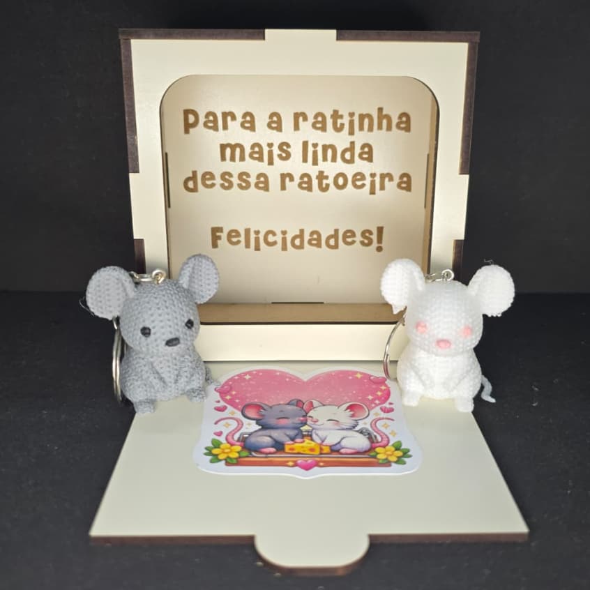 Presente para Namorada ou Namorado Kit Ratinho Casal com Caixa MDF e 2 Chaveiros Romântico