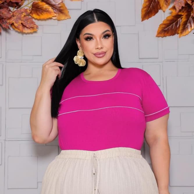 Blusa Plus Size Feminino Gola Redonda Detalhe Frontal nas Mangas Elegante Casual Viscolycra Premium