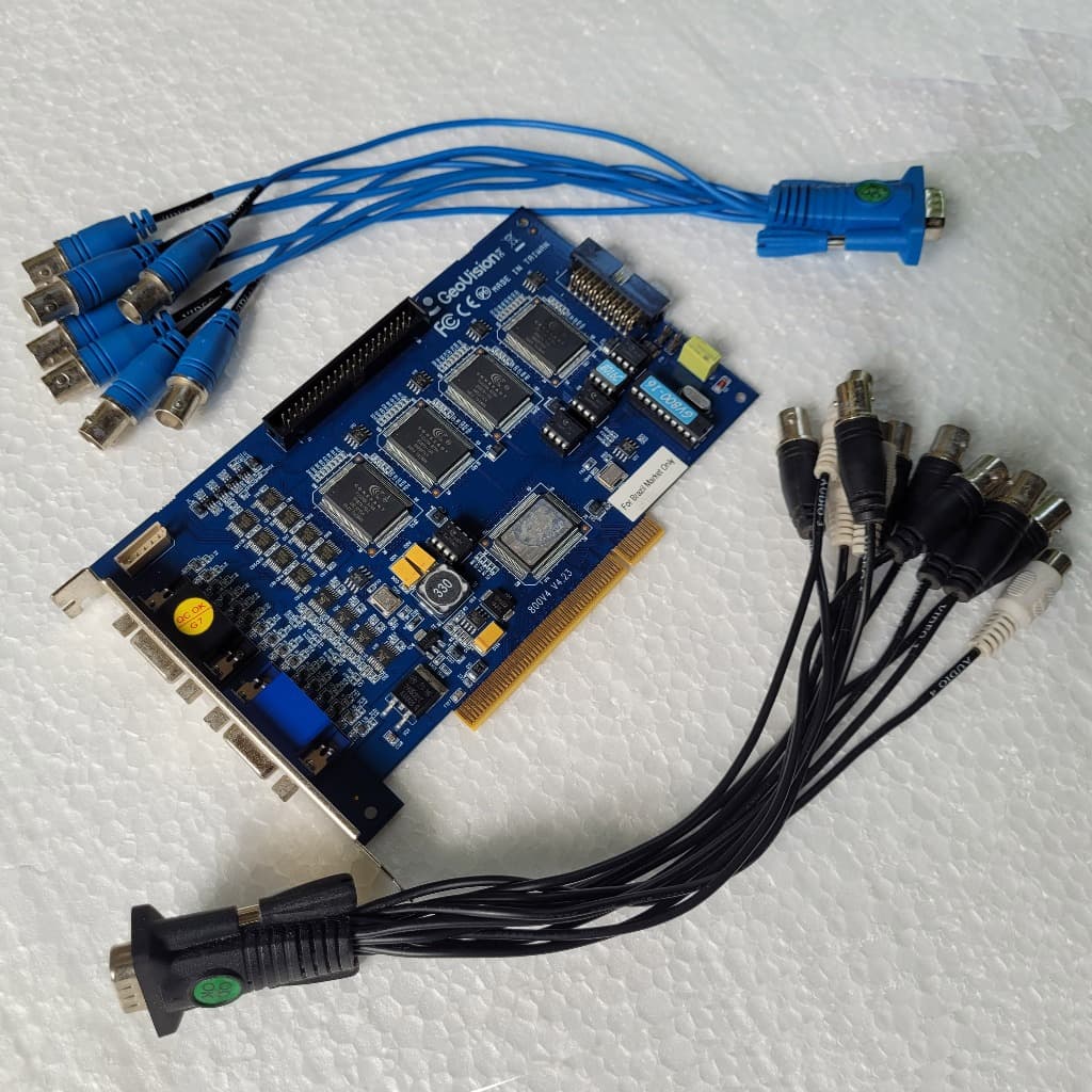 Placa de Captura GV800V4 v4.23 + Cabo VGA Preto 12 Conectores BNC + Cabo VGA Azul 8 Conectores BNC