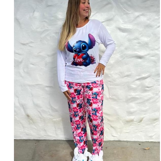Pijama Feminino Personagens Manga Longa com Calça – Confortável e Divertido
