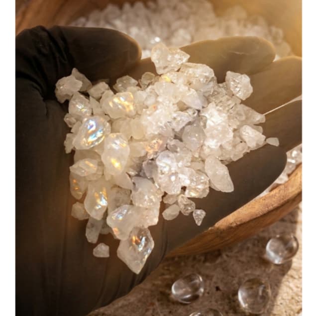 Pedra Quartzo Cristal Natural Cascalho Branco  Velas Oratório, Grutas e Artesanato Espiritual