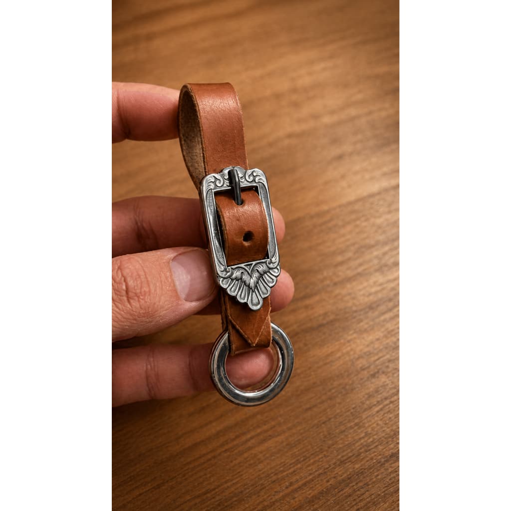 Chaveiro Biqueira de Couro Legítimo com Argola Inox e Fivela Zamak | Estilo Agro Country Muladeiro