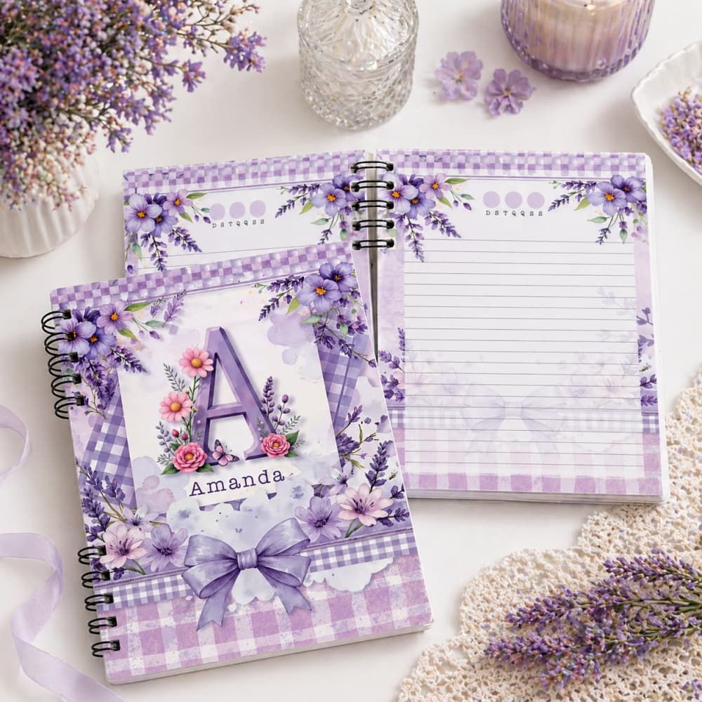 Caderno Floral personalizado com inicial e nome do comprador, 200 páginas,  A5, folhas decoradas
