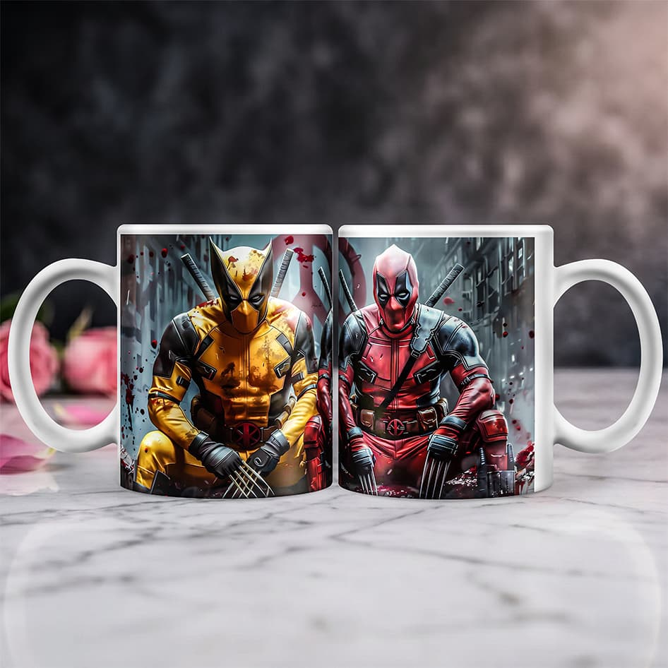 Caneca De Porcelana Wolverine E Deadpoo Comics Presente Geek
