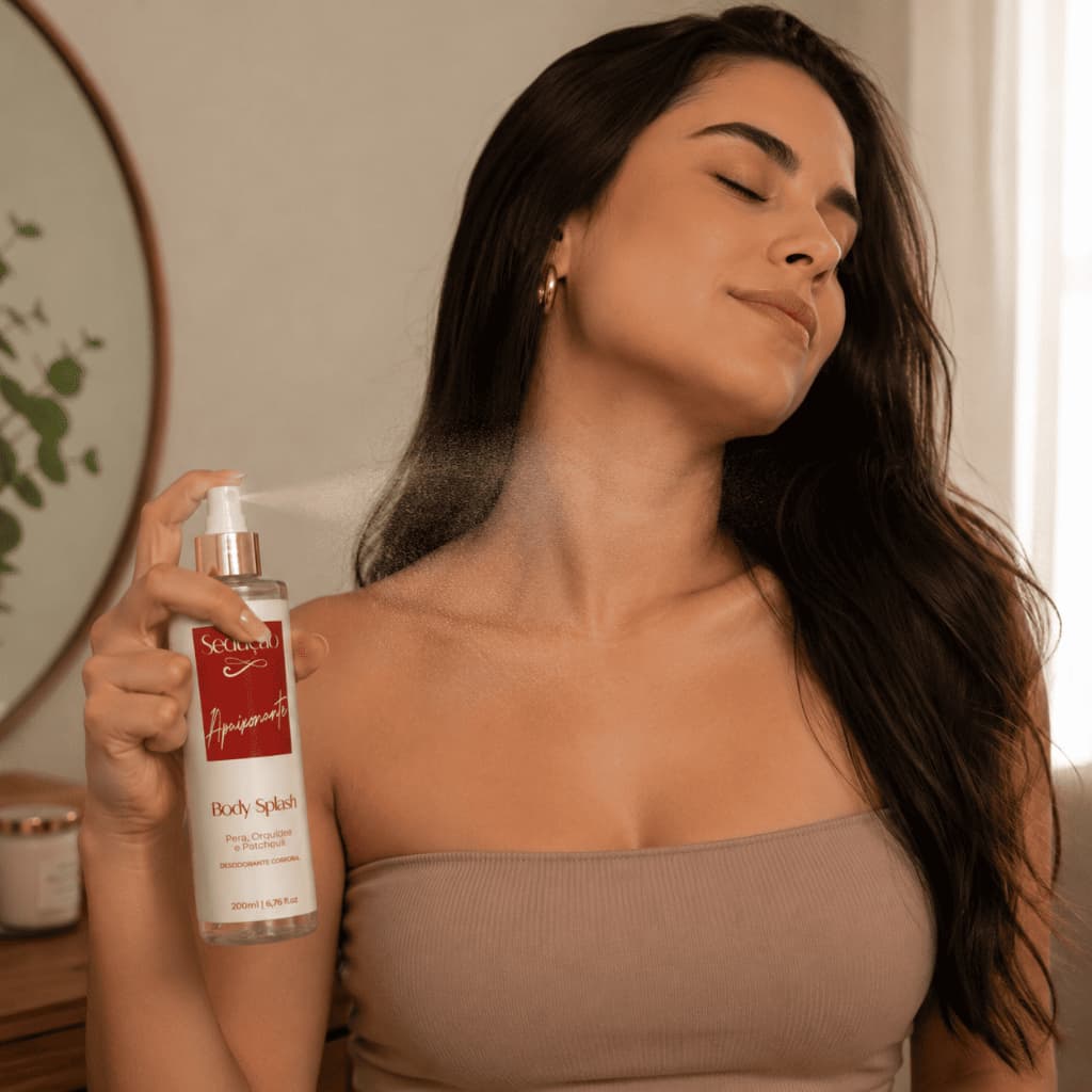 Body Splash Feminino Provocante 200ml Aroma Floral Frutas Vermelhas Desodorante Corporal
