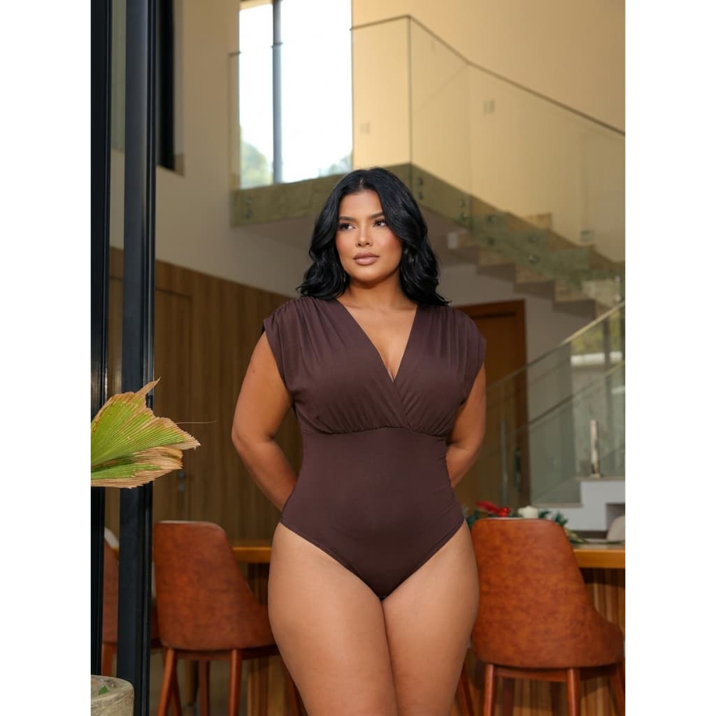 Body Camisa Manga Curta Femino Plus Size All Curve Decote Regulavel Modelador Morcego Poa Bolinha