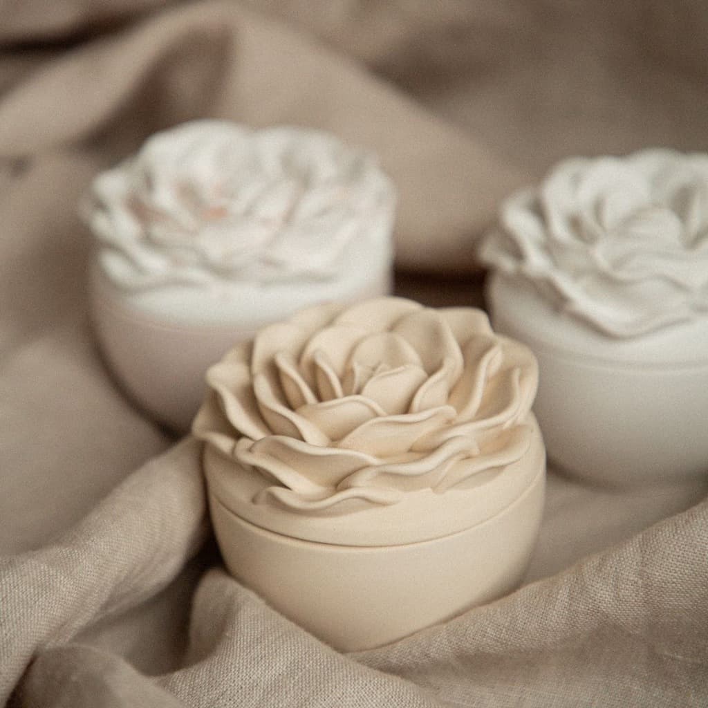 Vela Aromática Artesanal Lumen Bloom - Base em Gesso