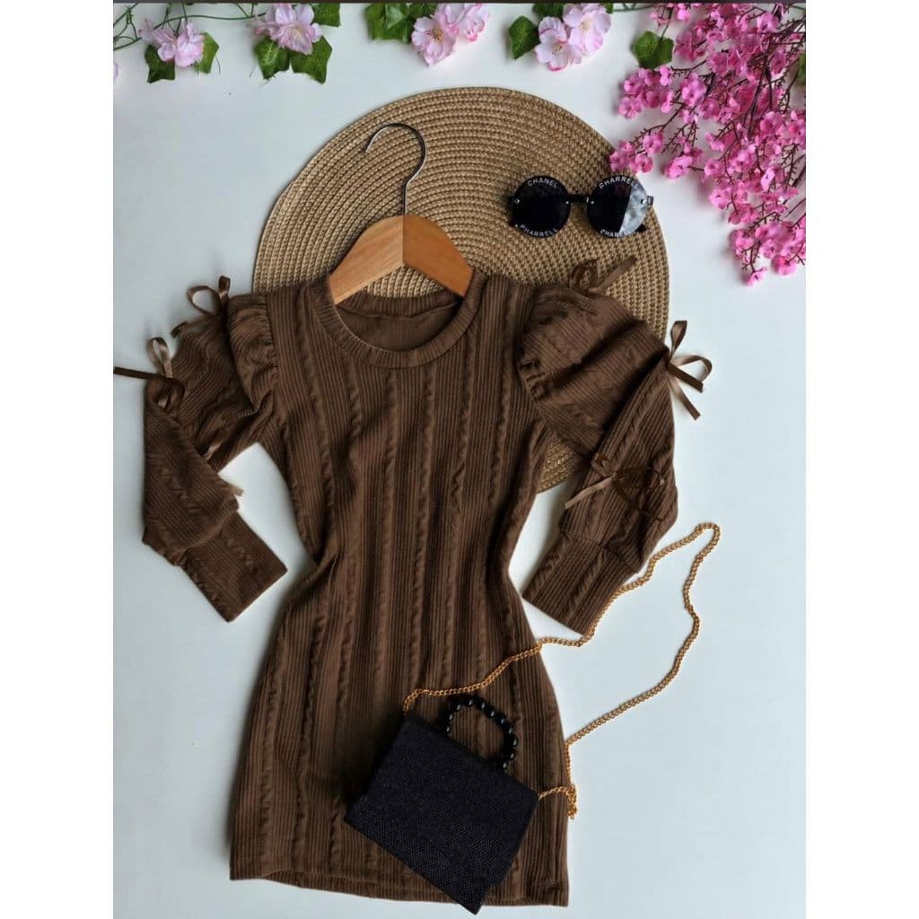 Vestido com laços infantil