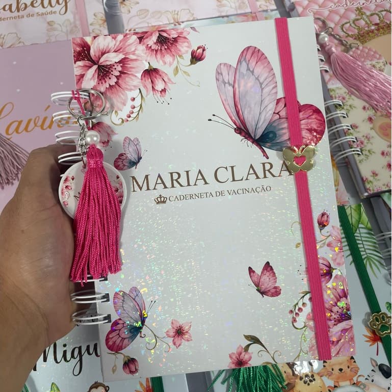 Caderneta de Vacinação Menina Personalizado C/ Nome - Jardim Encantado