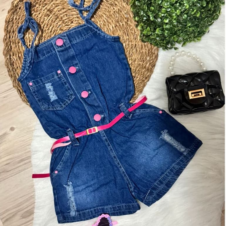 Macacão Jeans Molinho Rasgadinho com Cinto Menina 02 ao 08 anos