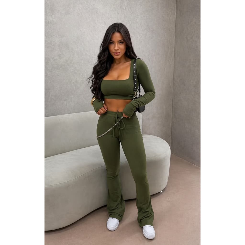 Conjunto Calça Flare + Cropped Manga Longa Suplex Cintura Alta Casual Feminino Suplex Macio e Confortável