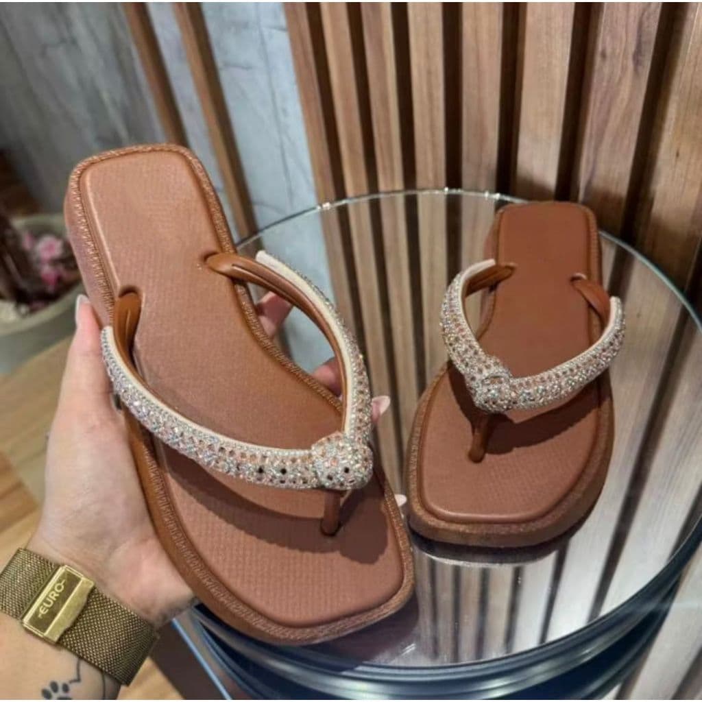 Chinelo feminino LUXO STRASS Verao 2026