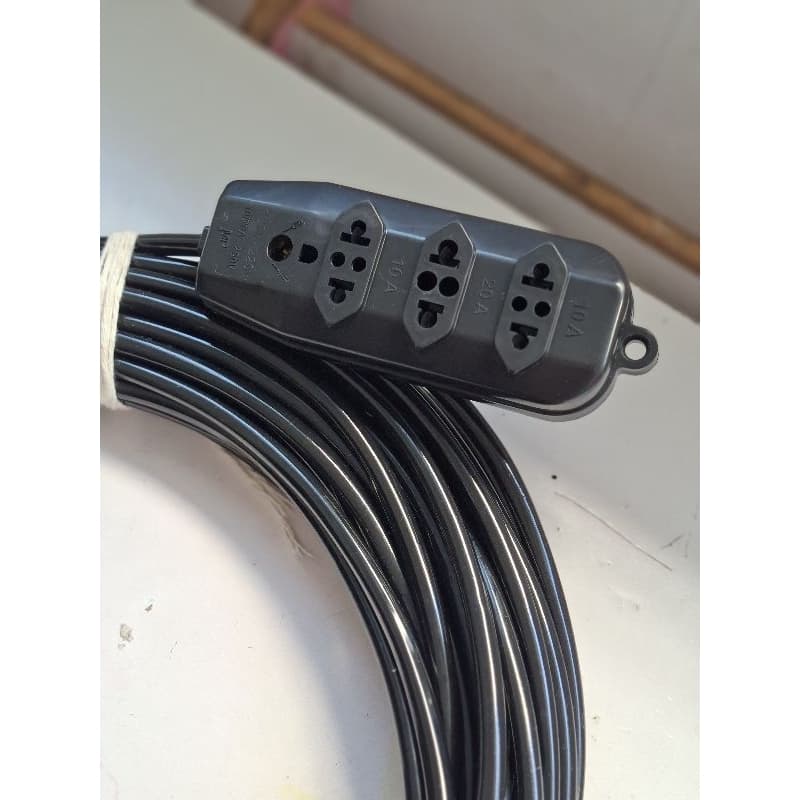 Extensão Elétrica 20 Metros Reforçada com 3 Tomadas – 127V/220V