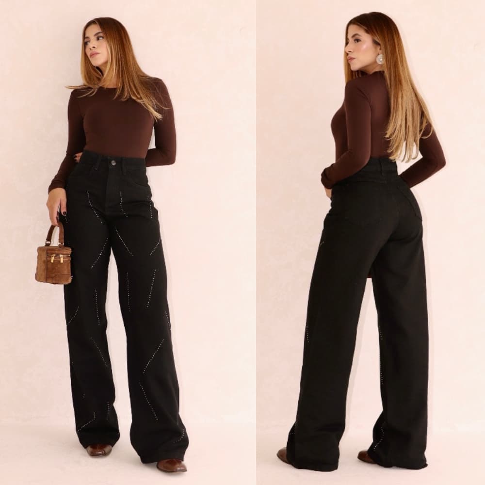 Calça Jeans Wide Leg Com Strass na Frente, Cintura Alta - Modelo Chuva de Strass.