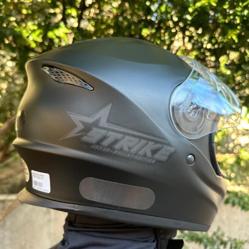 CAPACETE TAURUS JOY23 STRIKE ORIGINAL PRETO FOSCO FECHADO LEVE UNISSEX MOTOBOY TOP + CHAVEIRO BRINDE EXCLUSIVO