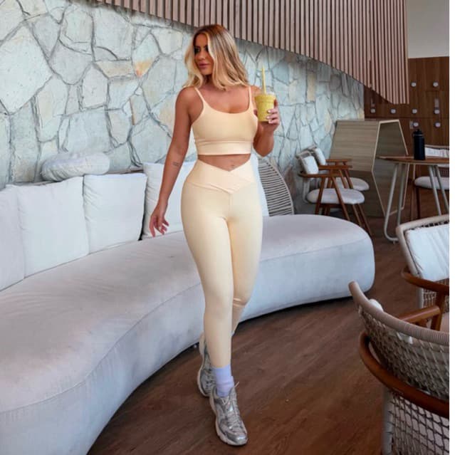 Conjunto Fitness Feminino | Legging Cós Cruzado + Top | Poliamida Premium | Alta Compressão | Zero Transparência