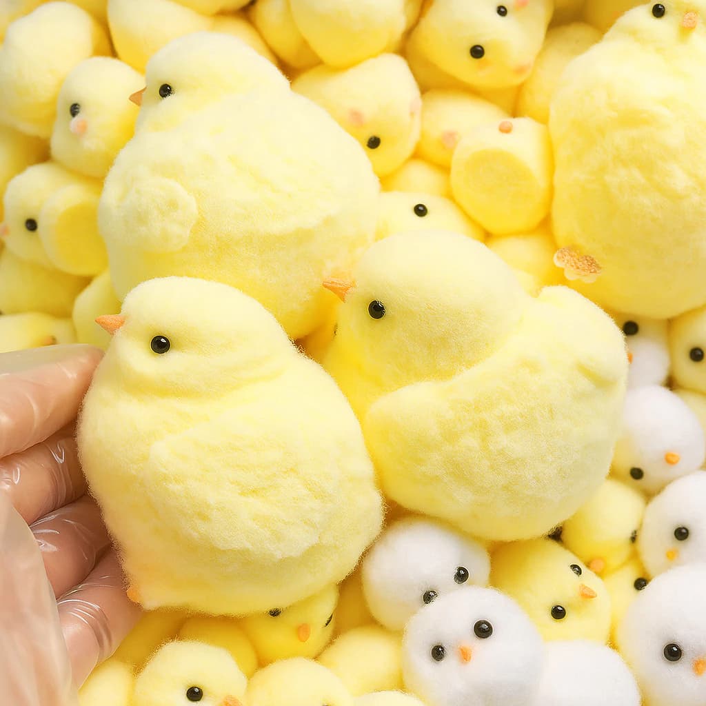 Brinquedos de apertar em formato de pintinho podem aliviar o estresse.