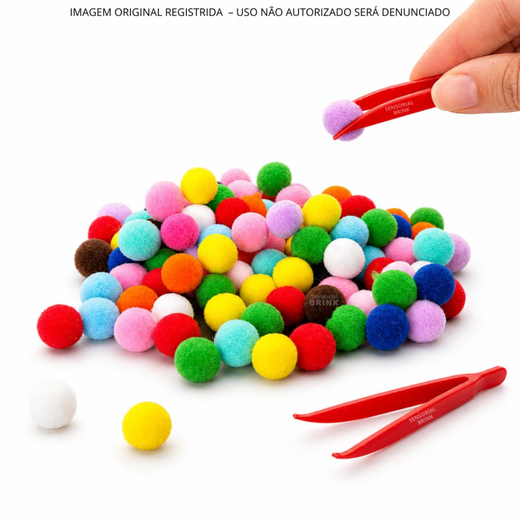 Kit 100 Pompons Coloridos +4 Pinças Plásticas - Brinquedo pedagógico - Educativo - Montessori