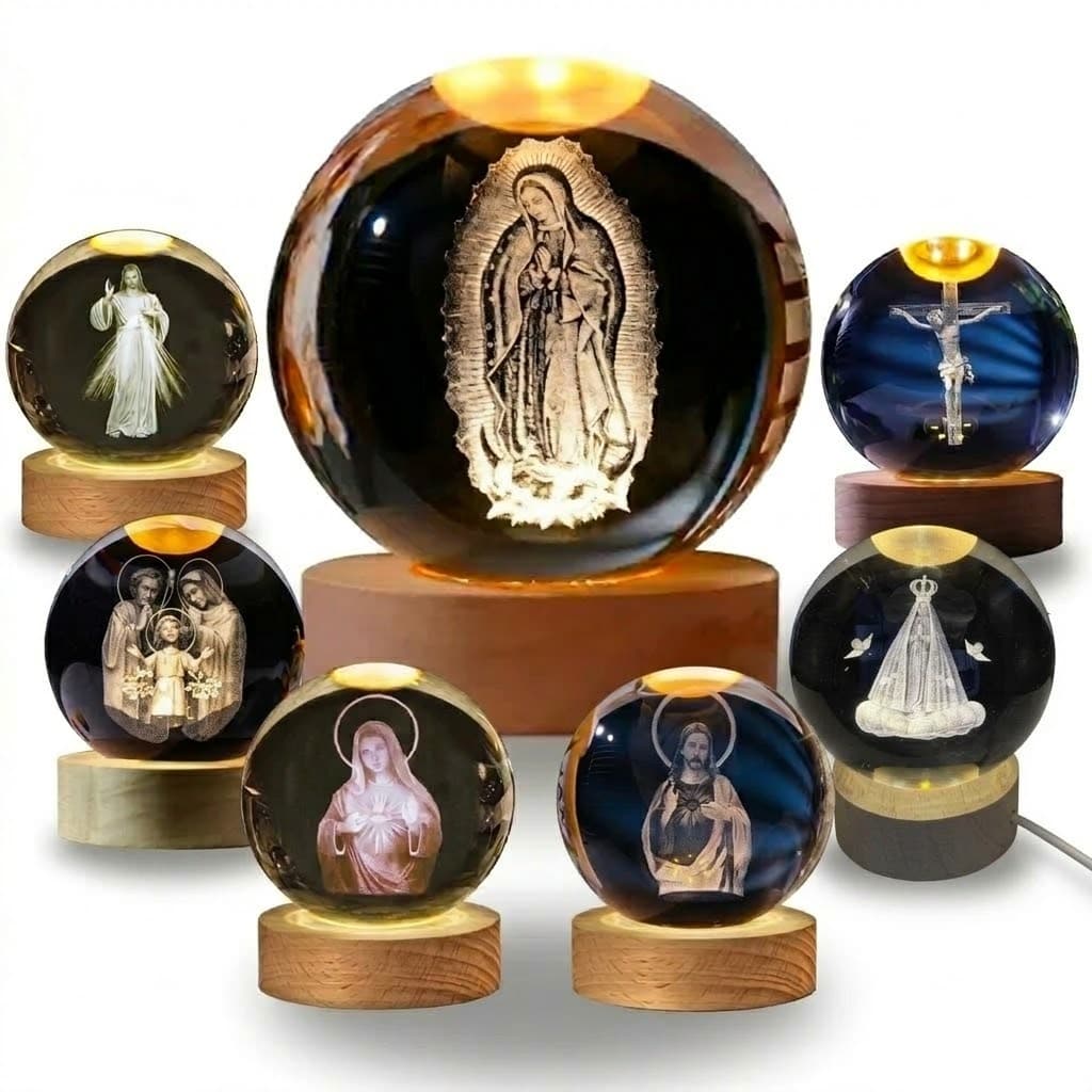 Luminária Cristal 3D LED 8cm Mesa Base Madeira Luz Noturna Religiosa Presente Católico