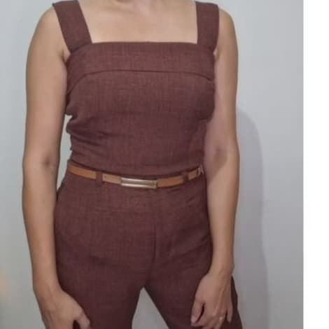 Conjunto Feminino Calça Social e Blusa cropped