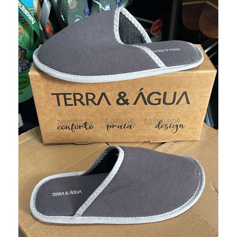 Pantufa Masculina Cinza Confortável Leve Antiderrapante – Estilo Básico Premium