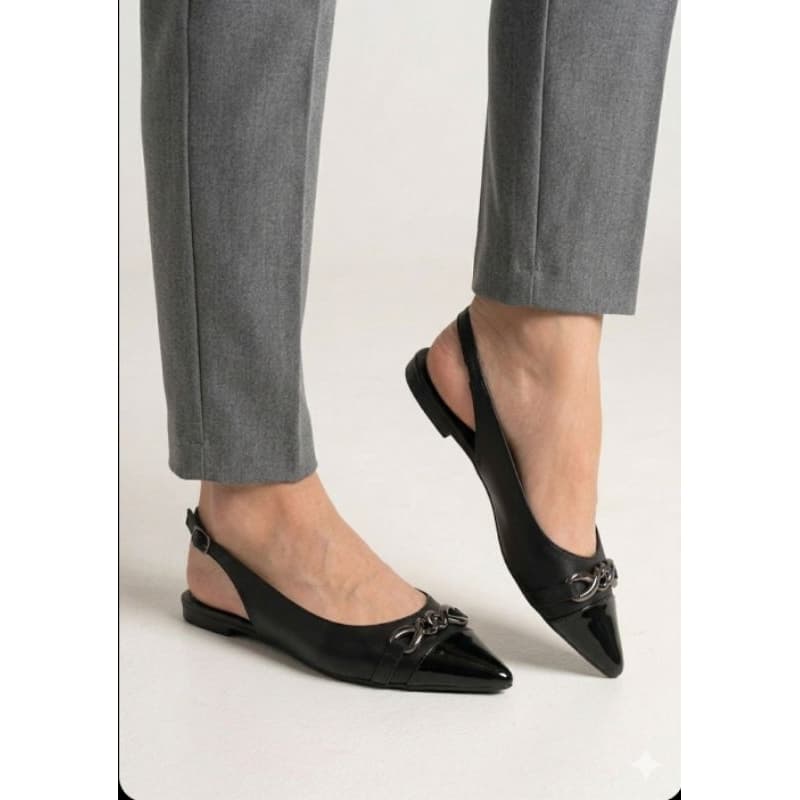 Sapatilha Feminina Slingback Milli Bico Fino com Corrente Confortável Verniz Social