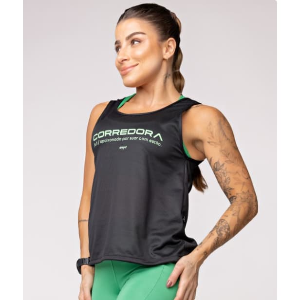 Regata Feminina Dry Fit Furadinha Academia Corrida Fitness Leve Respirável Estampa Corredora