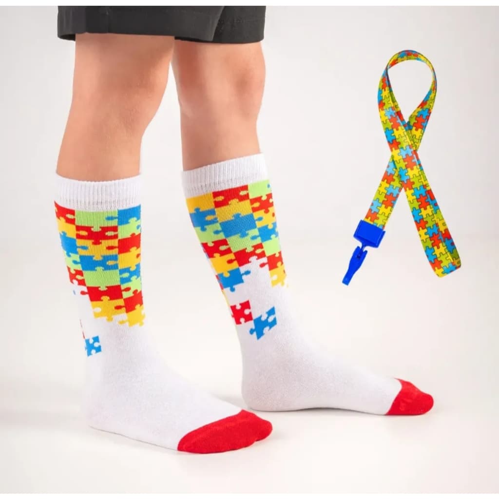 Kit Meia tamanho Unico + Cordão de Identificação - Inclusão Social