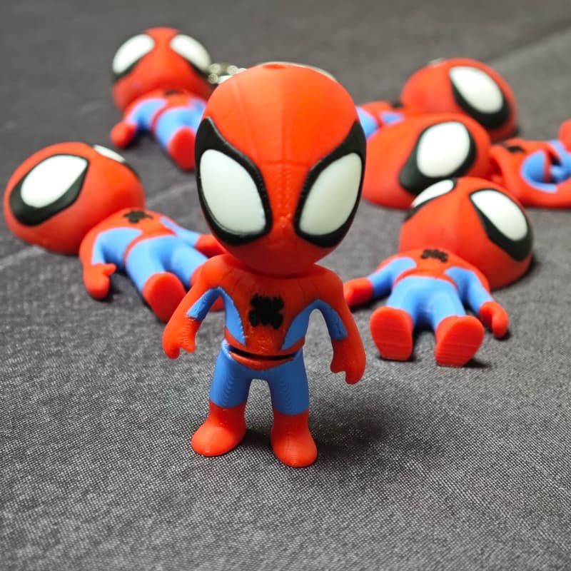 Chaveiro do Homem-Aranha Articulado Boneco Flexível Marvel Herói / Presente Criativo.
