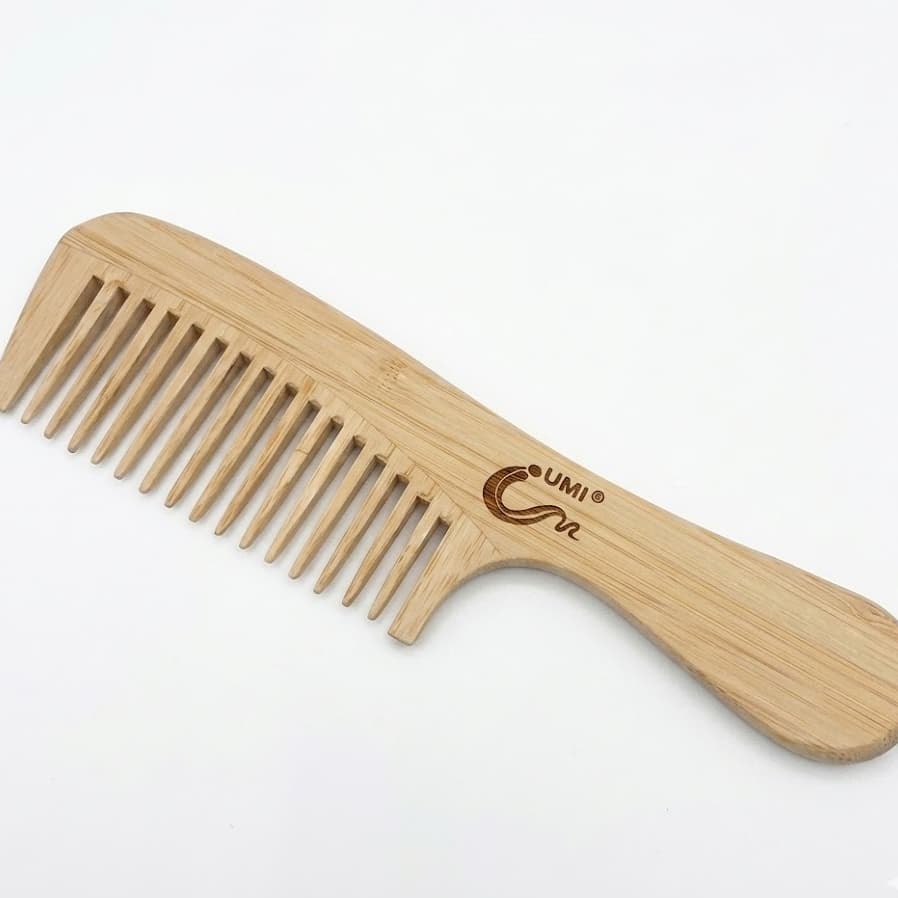Pente de Madeira Umi Bambu Antiestático - Cabelos e Barbas
