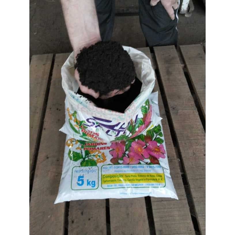 Terra Preta Adubada para Plantas Nutriente para Horta Jardim Vaso Fruta
