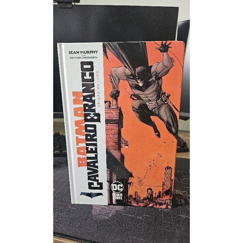Batman - Cavaleiro Branco (edição de luxo, capa dura)