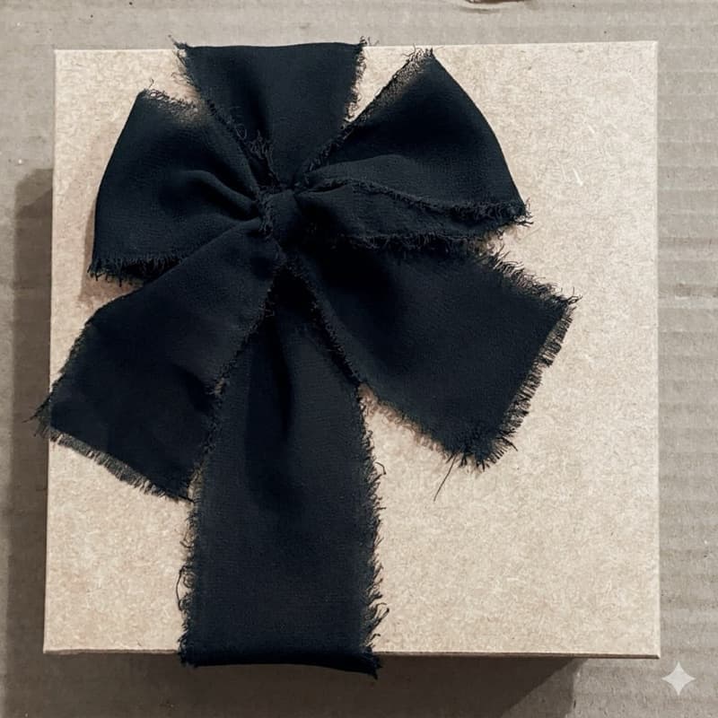 Fita Chiffon Preto Artesanal Rústica Desfiada para casamentos, caixas padrinhos, festas