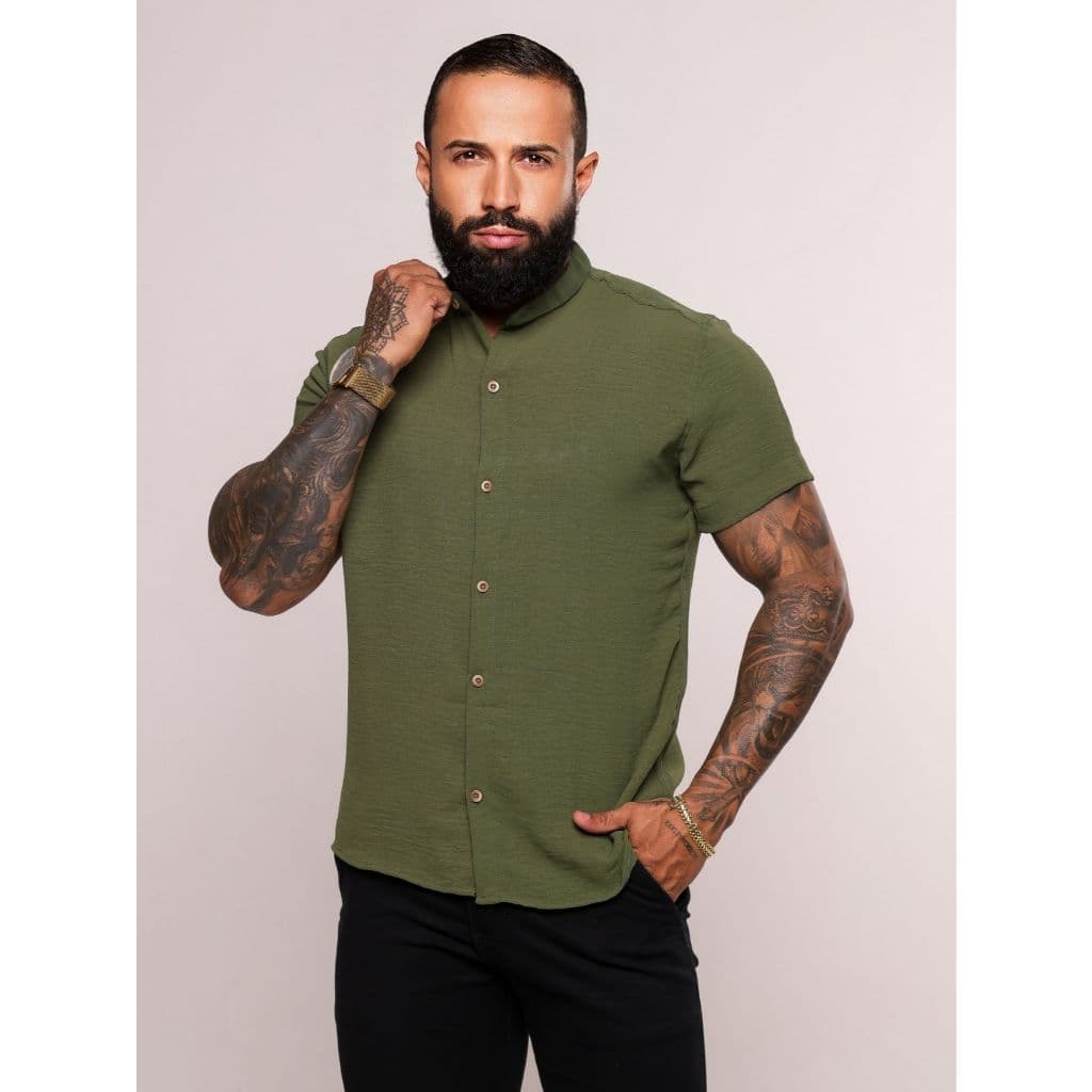 Camisa Masculina Manga Curta Gola Padre – Qualidade Premium | Conforto e Estilo para o Seu Dia a Dia