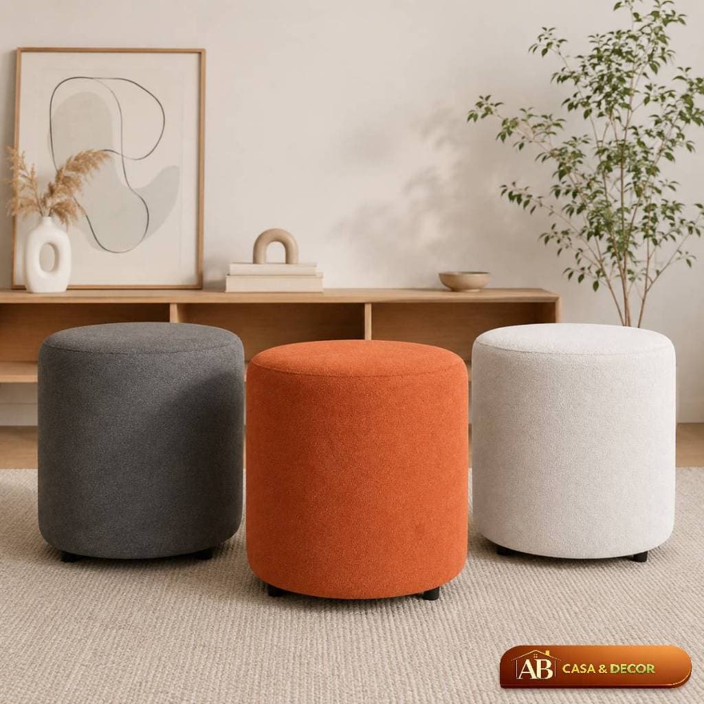 Puff Decorativo Redondo Bouclé Aura Home Sala Quarto Closet Suporta 130kg