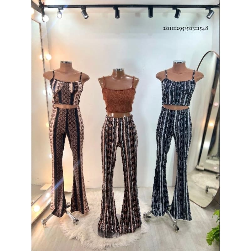 CALÇA FLARE BOCA DE SINO LEGGING CINTURA ALTA ESTAMPADA