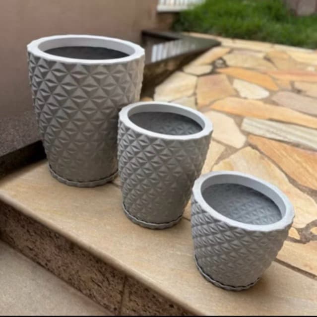 Vaso coluna diamante N1 N2 +vaso bojo todos acompanham prato coletor