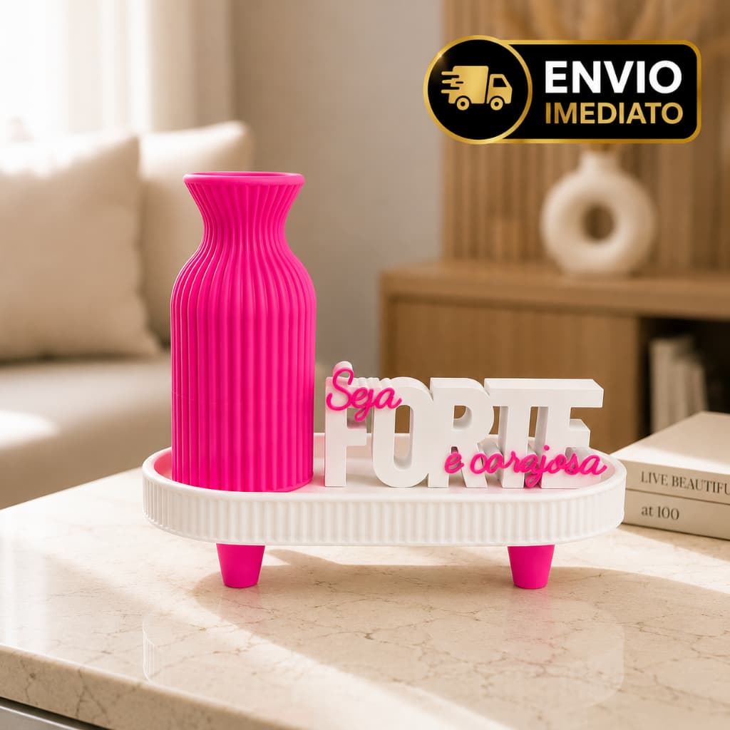 Kit Decorativo para Quarto Feminino Vaso Bandeja e Letreiro Seja Forte e Corajosa Presente