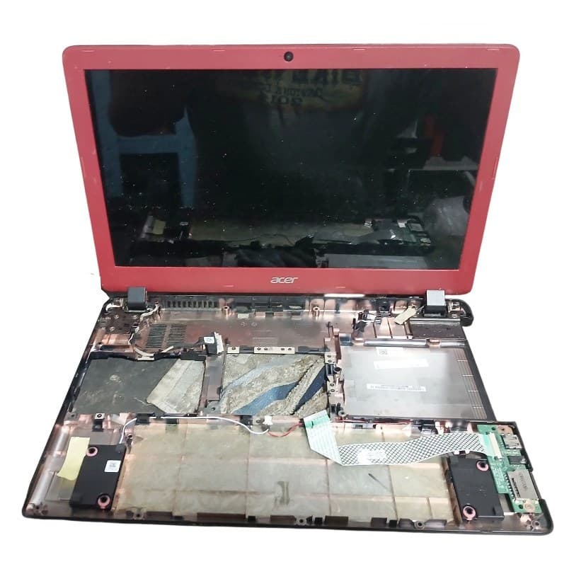 CARCAÇA COM TELA TECLADO E PORTAS USB DO NOTEBOOK ACER ASPIRE ES-1 572 NS NXGHEAL001635E31829501